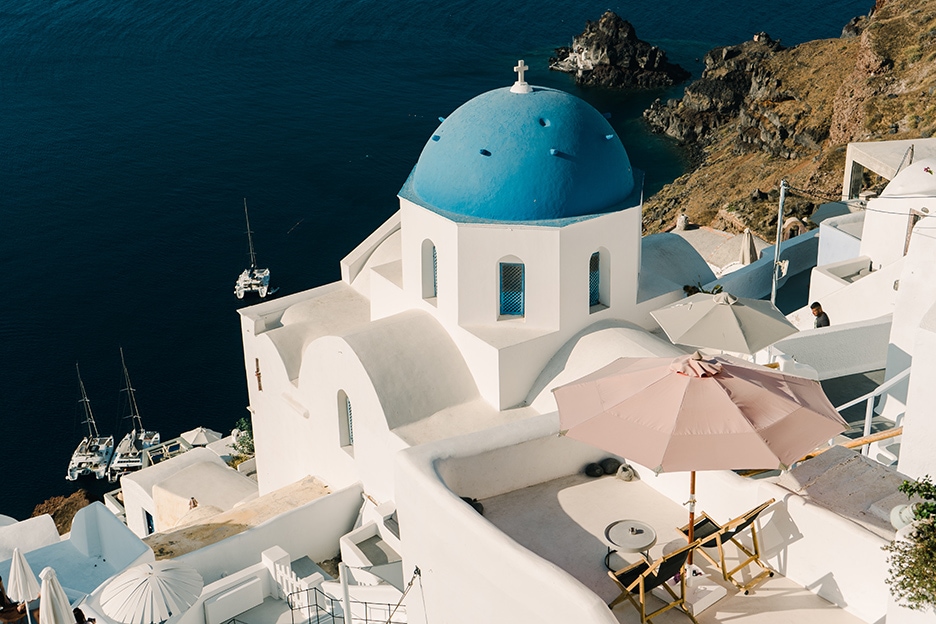 Santorini wedding photographer