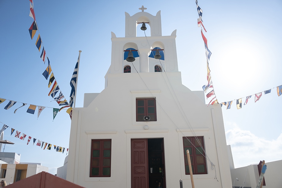 Santorini wedding photographer