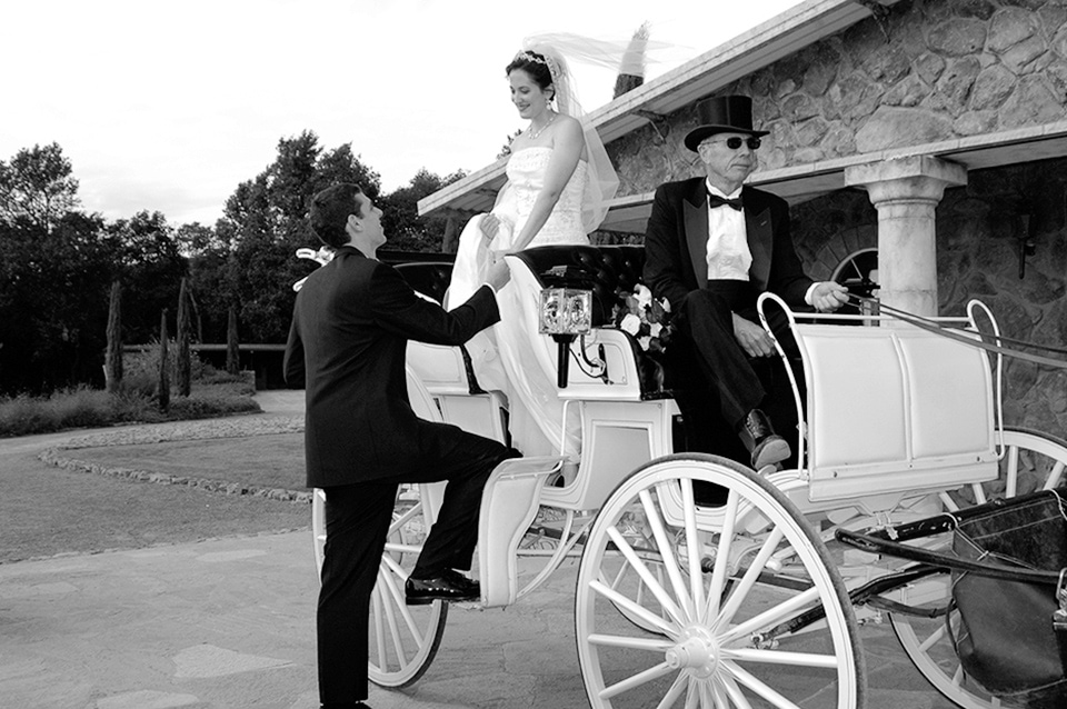 Sonoma winery wedding photographer